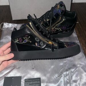 New in box Giuseppe Zanotti Black and Purple High-Top Sneakers